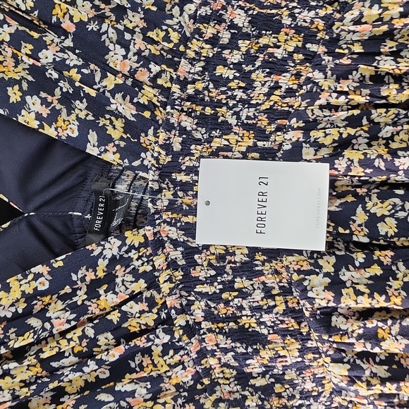 NWT, "LONGLEN Black Floral Multi Maxi/midi Dress By "Forever 21" ✨️ - Picture 4 of 15